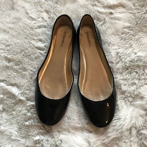 Xhiliration black flats size 7.5